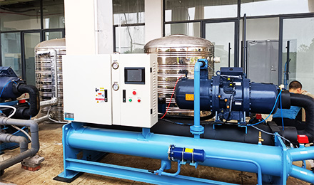 水冷螺桿冷水機(jī)80匹，金銀首飾加工冷卻使用